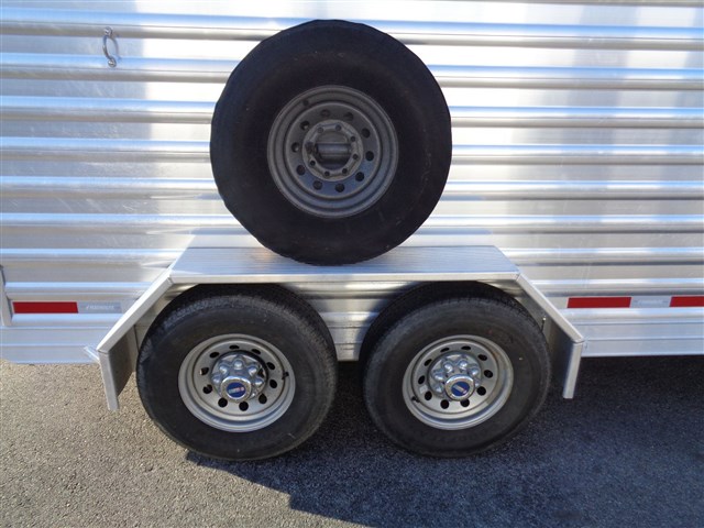 Photo 18
